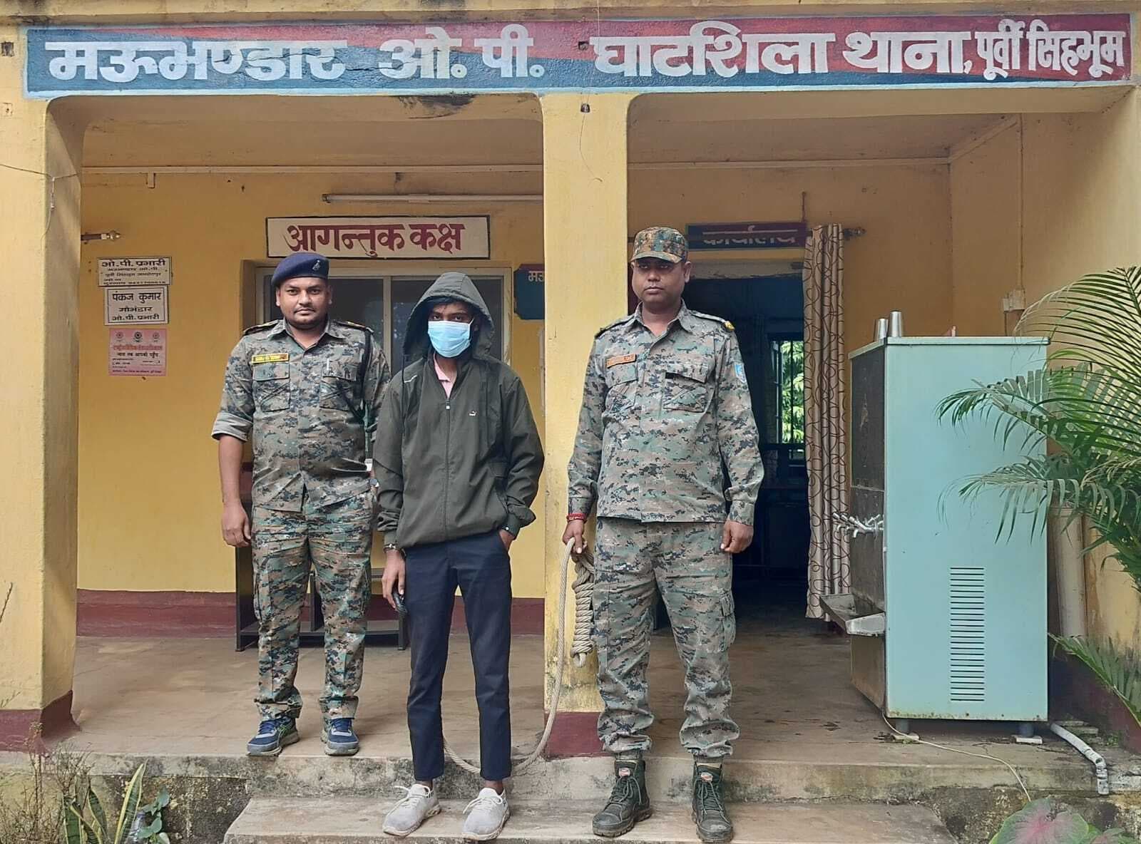 East Singhbhum : घाटशिला से अपहृत नाबालिग लड़की व आरोपी मुगलसराय से बरामद