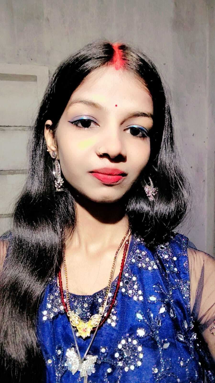 पति के आत्महत्या करने से आहत पत्नी ने भी लगायी फांसी, परिजनों में मचा हाहाकार