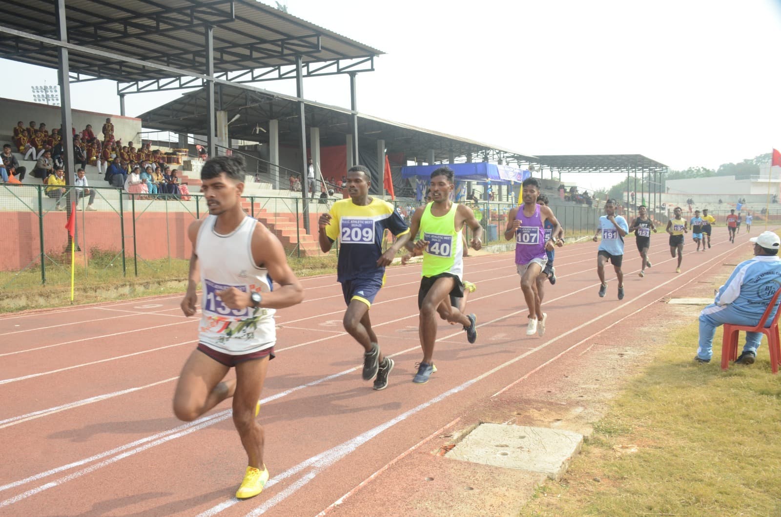 विजेता प्रतिभागियों को मिला पुरस्कार
