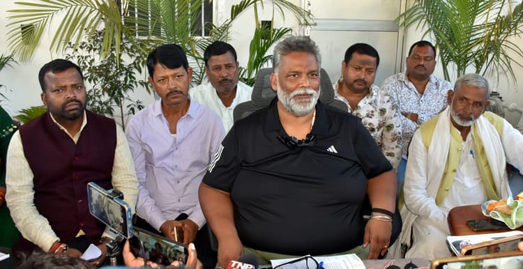 सांसद ने जाति के आधार पर राजनीति, जीएसटी व स्मार्ट मीटर पर केंद्र को घेरा