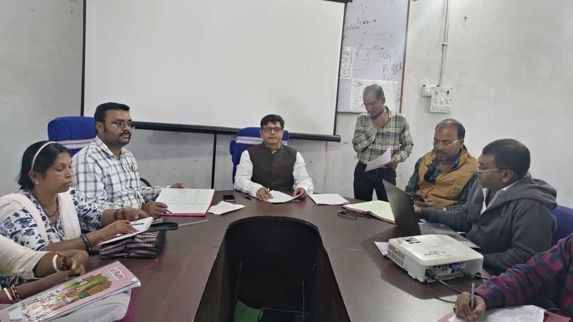 नये शेड्यूल के मुताबिक एएनएम सुनिश्चित करें टीकाकरण कार्य : डीएस