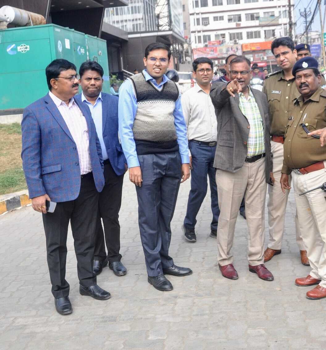 Jamshedpur News. दिन में नो इंट्री का समय बदलेगा, मानगो सड़क किनारे से अतिक्रमण भी हटेगा