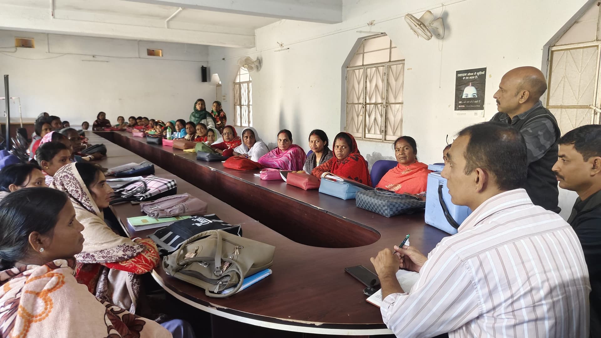 Deoghar news :  प्लस पोलियो अभियान को लेकर सहिया व सहिया साथी को मिला प्रशिक्षण