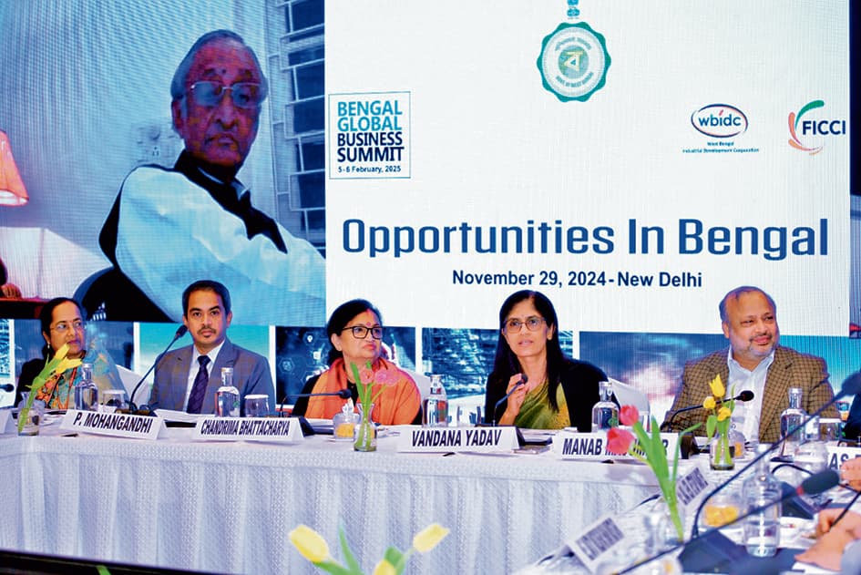 बंगाल सरकार ने की डिप्लोमैट राउंडटेबल की मेजबानी