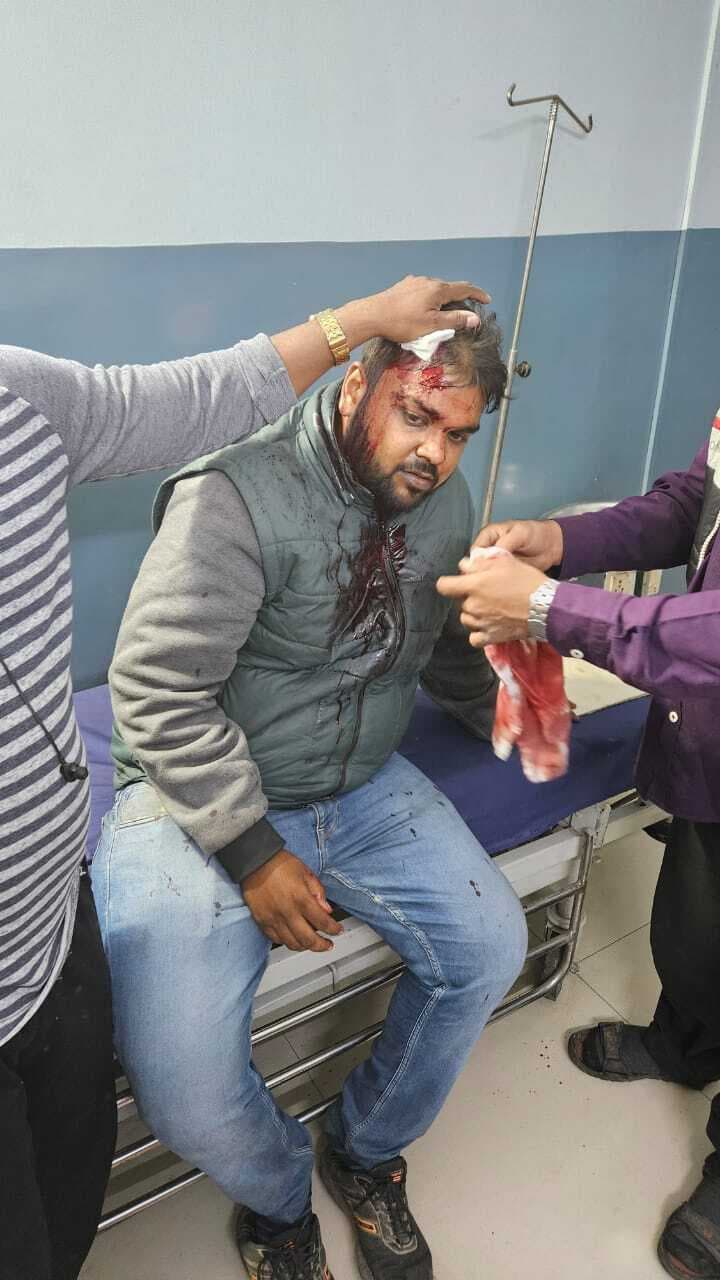 Dhanbad News: चिरकुंडा में मामूली विवाद में मारपीट, चार घायल