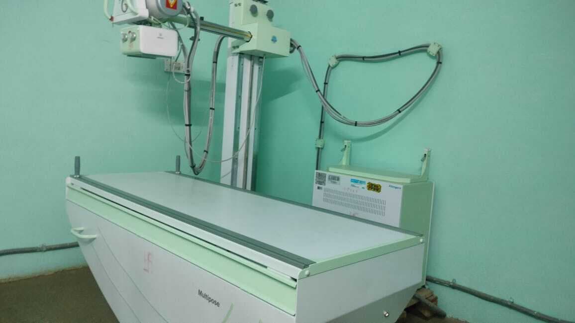 Godda News: लाखों की मशीन जली, बाहर महंगी दर पर एक्सरे करा रहे मरीज