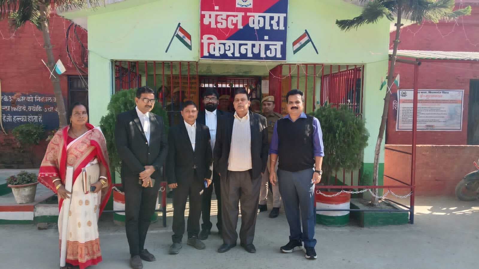 मंडल कारा मं विधिक जागरूकता शिविर आयोजित, कैदियों ने पढ़ी प्रस्तावना
