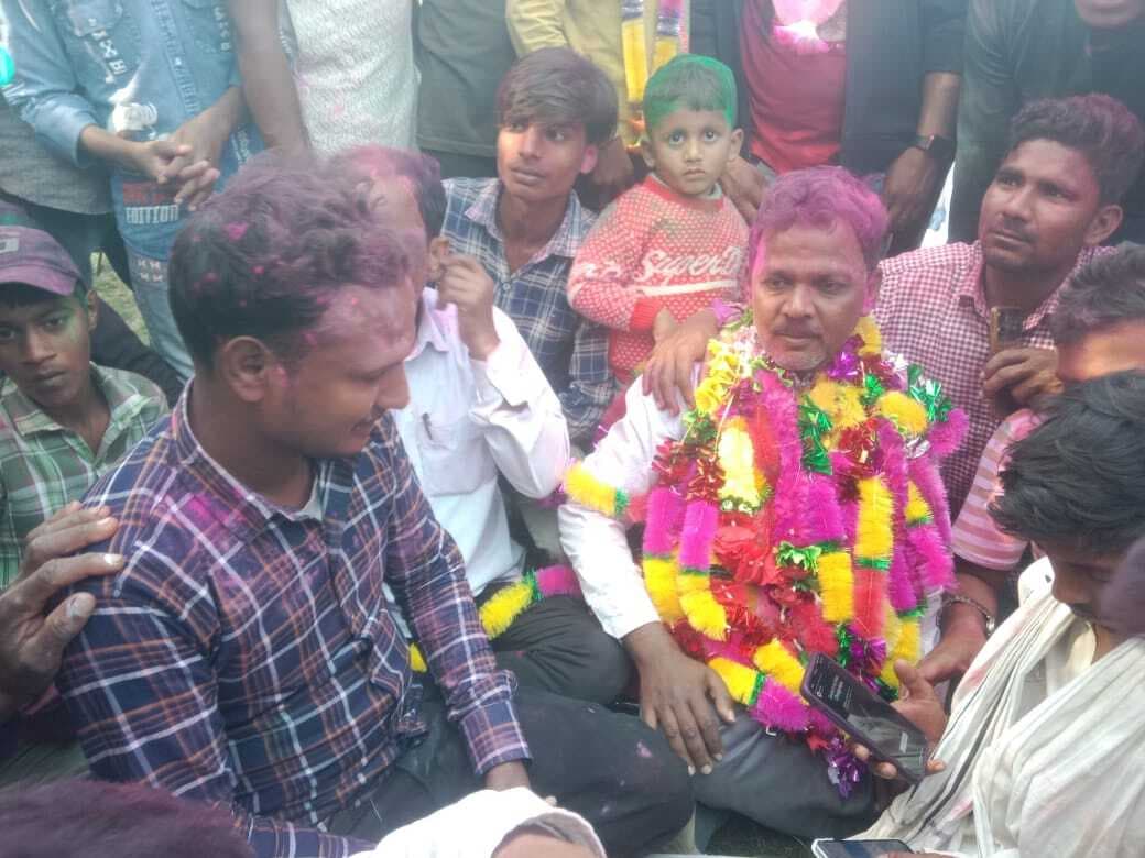 पैक्स चुनाव में आधे से अधिक स्थानों पर पुराने चेहरों ने मारी बाजी