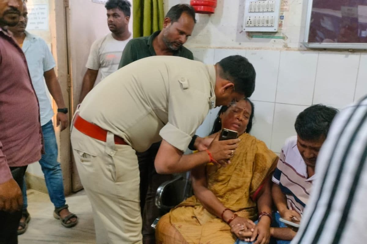 Godda Crime: चुनाव से पहले हिंसा, झामुमो कार्यकर्ता की गोली मारकर हत्या, डॉक्टर ने ऐसे बचायी अपनी जान