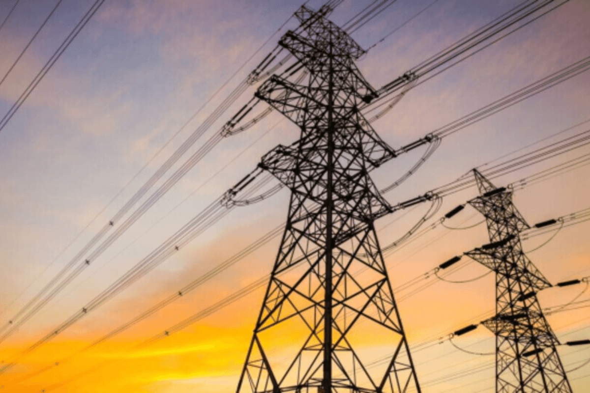 Muzaffarpur News: हाईटेंशन तार से झुलसे 3 मजदूर, पोल से सटकर कर रहे थे आराम, एक की मौत