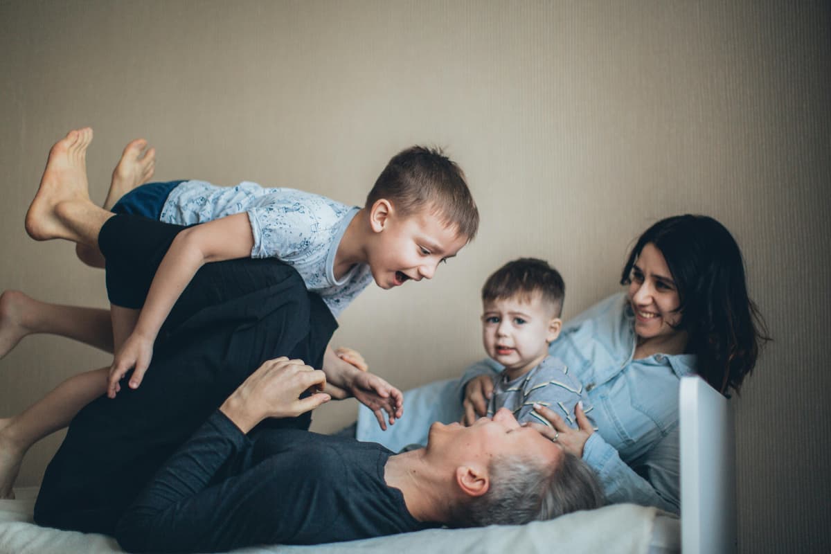 Parenting Tips: अपने पैरेंट्स के मुंह से हर बच्चा सुनना चाहता है ये बातें
