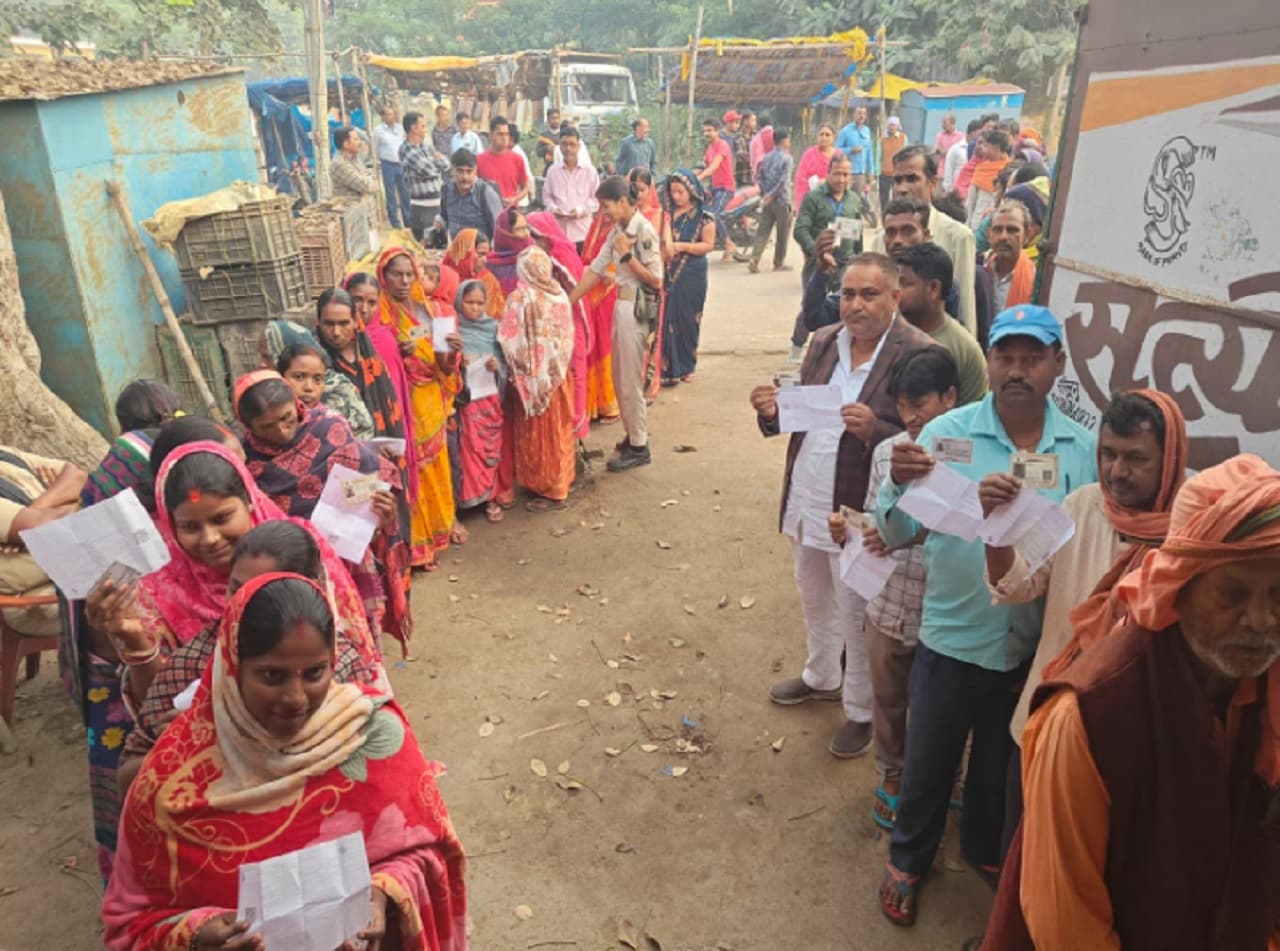 Bihar By Election : दोपहर 1 बजे तक 34 फीसदी मतदान, इमामगंज आगे, तरारी सुस्त