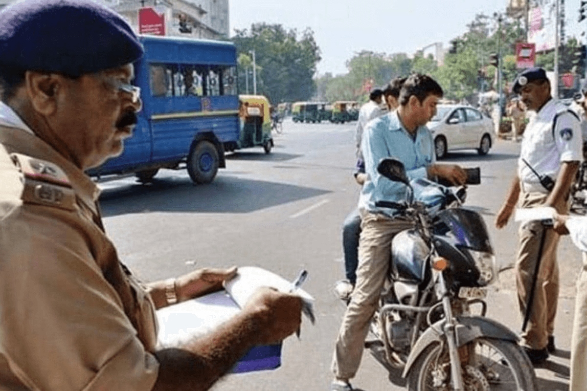 Patna Traffic News: ट्रैफिक नियम तोड़ने वालों पर प्रशासन सख्त, लाइसेंस होगा रद्द