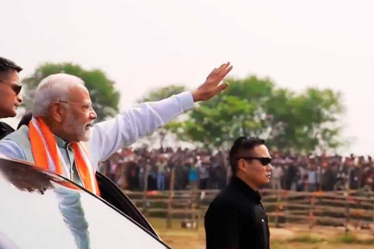 प्रधानमंत्री मोदी भीड़ देख गदगद, विजय संकल्प सभा में नहीं पहुंच पाए 2 बीजेपी उम्मीदवार, देखें VIDEO
