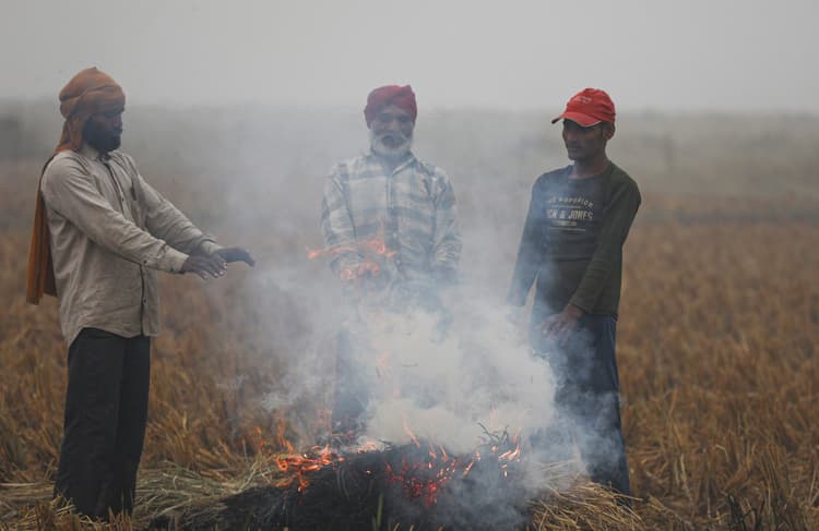 Weather Forecast: पश्चिमी विक्षोभ बिगाड़ेगा उत्तर भारत का मौसम, पड़ सकती है कड़ाके की ठंड