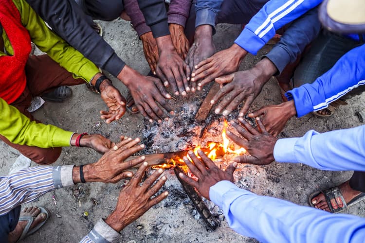 New Year Weather Rajasthan: नये साल में राजस्थान में कड़ाके की सर्दी, कई जगहों पर बहुत घना कोहरा, शीतलहर का अलर्ट