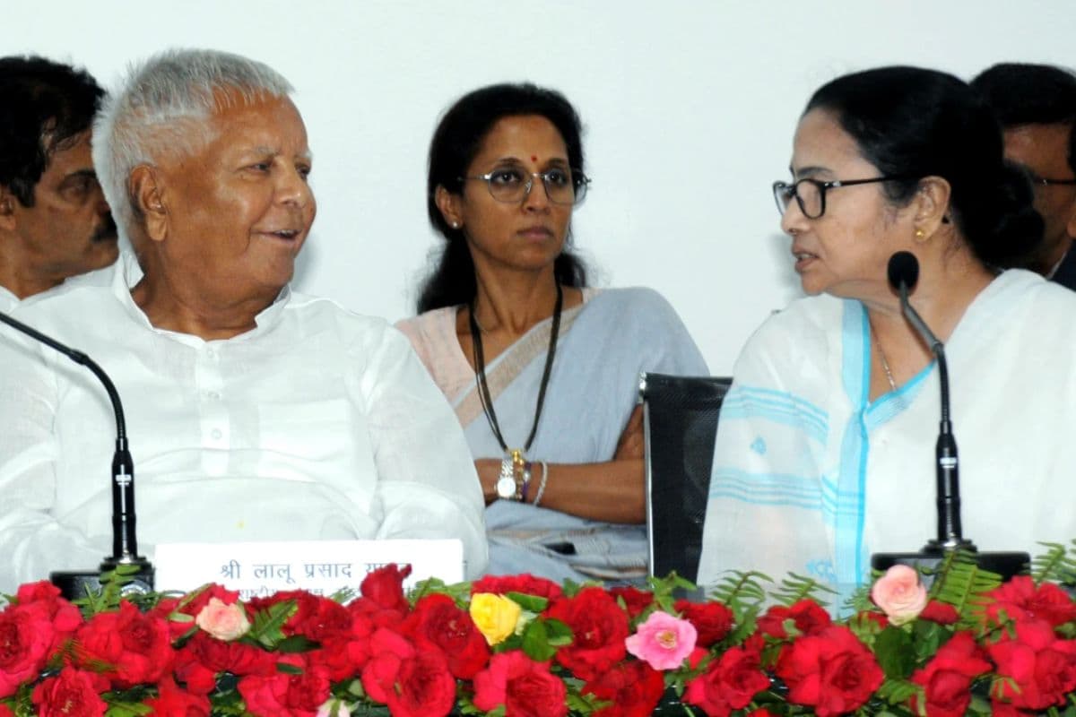 ममता करें इंडिया गठबंधन का नेतृत्व, RJD उनके साथ, राहुल गांधी से किए वादे से क्यों पलटे लालू प्रसाद