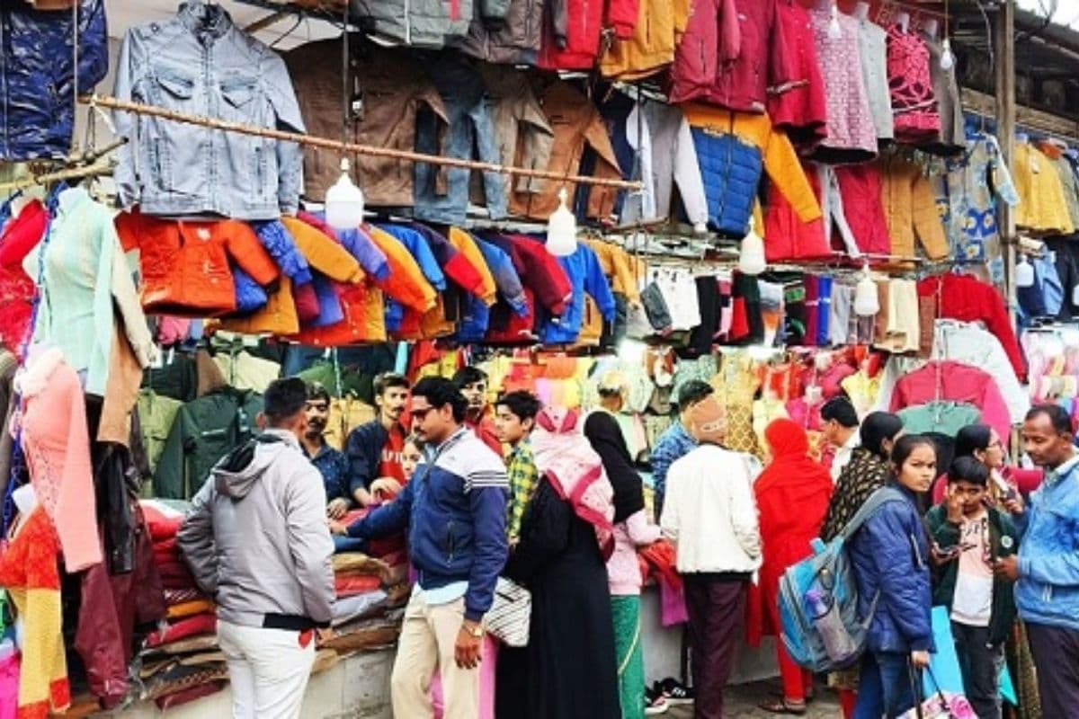 Bihar में ठंड ने पैदा की सिहरन, गर्म हुआ ऊनी कपड़ों का बाजार, गीजर व हीटर की भी बढ़ी मांग