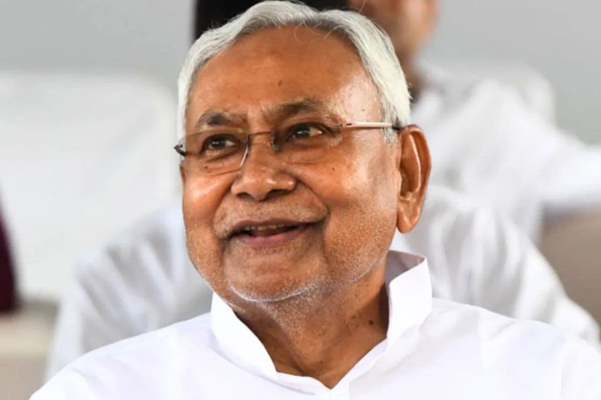 Bihar cabinet: बिहार के हाईस्कूलों में बहाल होंगे ढाई हजार से अधिक प्रधानाध्यापक, कैबिनेट की बैठक में मिली मंजूरी