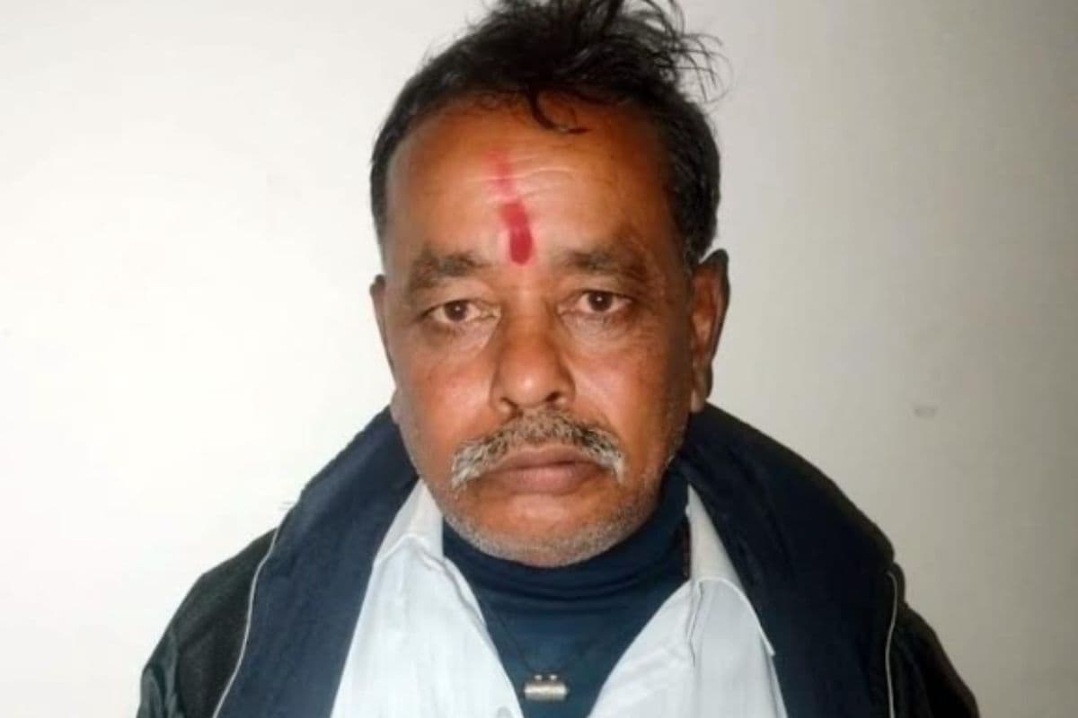 Muzaffarpur: कातिब मुकेश हत्याकांड में पांच हजार का इनामी धराया, STF ने खादी भंडार से किया गिरफ्तार