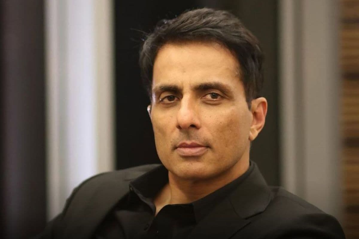 Sonu Sood: सोनू सूद ने क्यों रिजेक्ट किए सीएम-डिप्टी सीएम पद के ऑफर, बोले- जब ऐसे ताकतवर लोग…