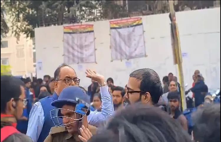 Patna News: BPSC अभ्यर्थी को पटना डीएम ने मारा थप्पड़, बिहार में बढ़ा सियासी पारा