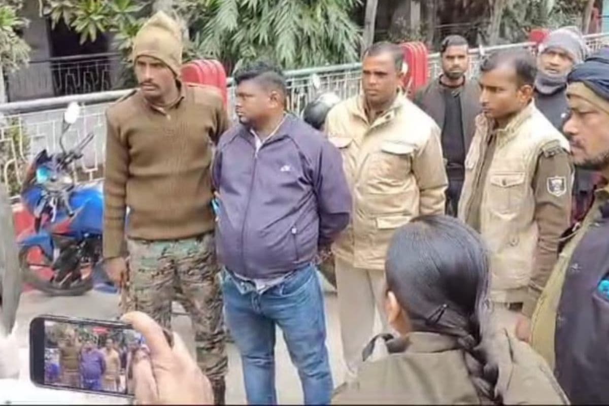 पटना में सरकारी कर्मचारी जाम छलकाने के बाद पहुंचा दफ्तर, शराब के नशे में गिरफ्तार