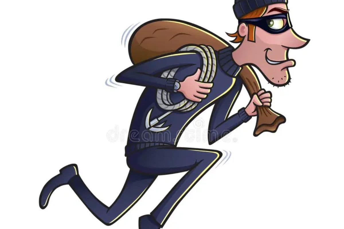 बेतिया में जाम के बीच रिटायर्ड दारोगा से 4.50 लाख की चोरी, CCTV में कैद हुई वारदात