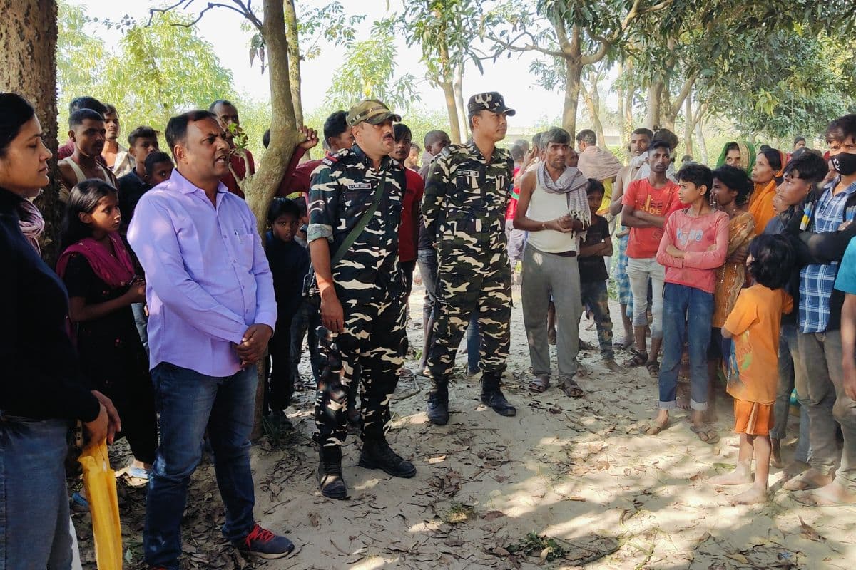 Bihar News: सीतामढ़ी में सिरकटी शव मिलने से सनसनी, हत्या की क्रूरता ने बढ़ाई रहस्य की गहराई