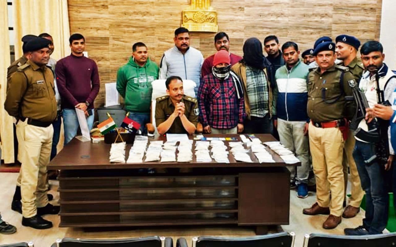 Bihar के इस जिले में अब तक का सबसे बड़ा स्मैक खेप बरामद, मणिपुर से लाया जा रहा था