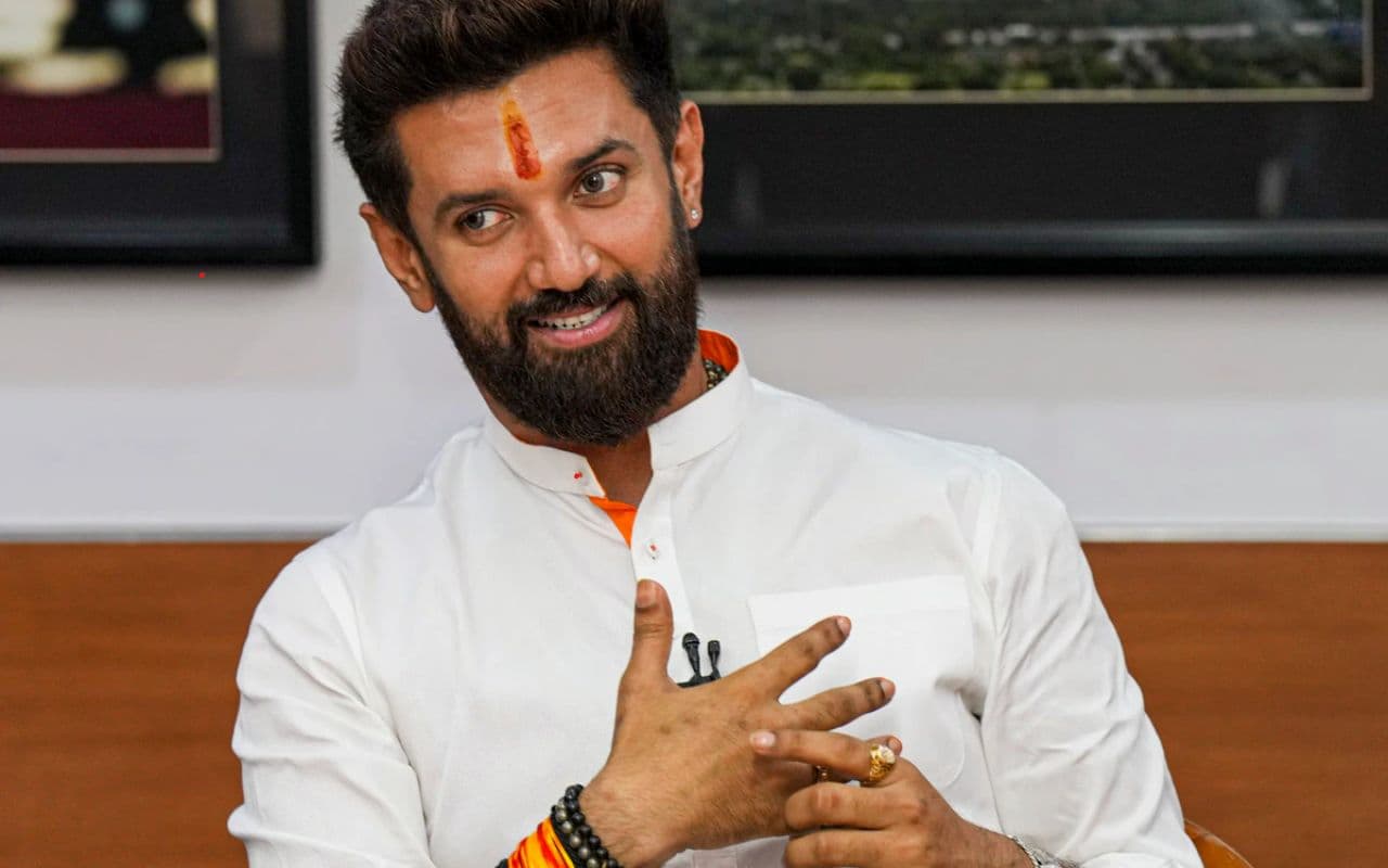 Chirag Paswan लड़ेंगे विधानसभा चुनाव, मोदी के हनुमान ने किया बड़ा ऐलान