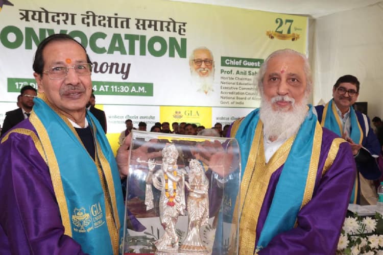 Mathura News : जीएलए विश्वविद्यालय का 13वां दीक्षांत समारोह संपन्न