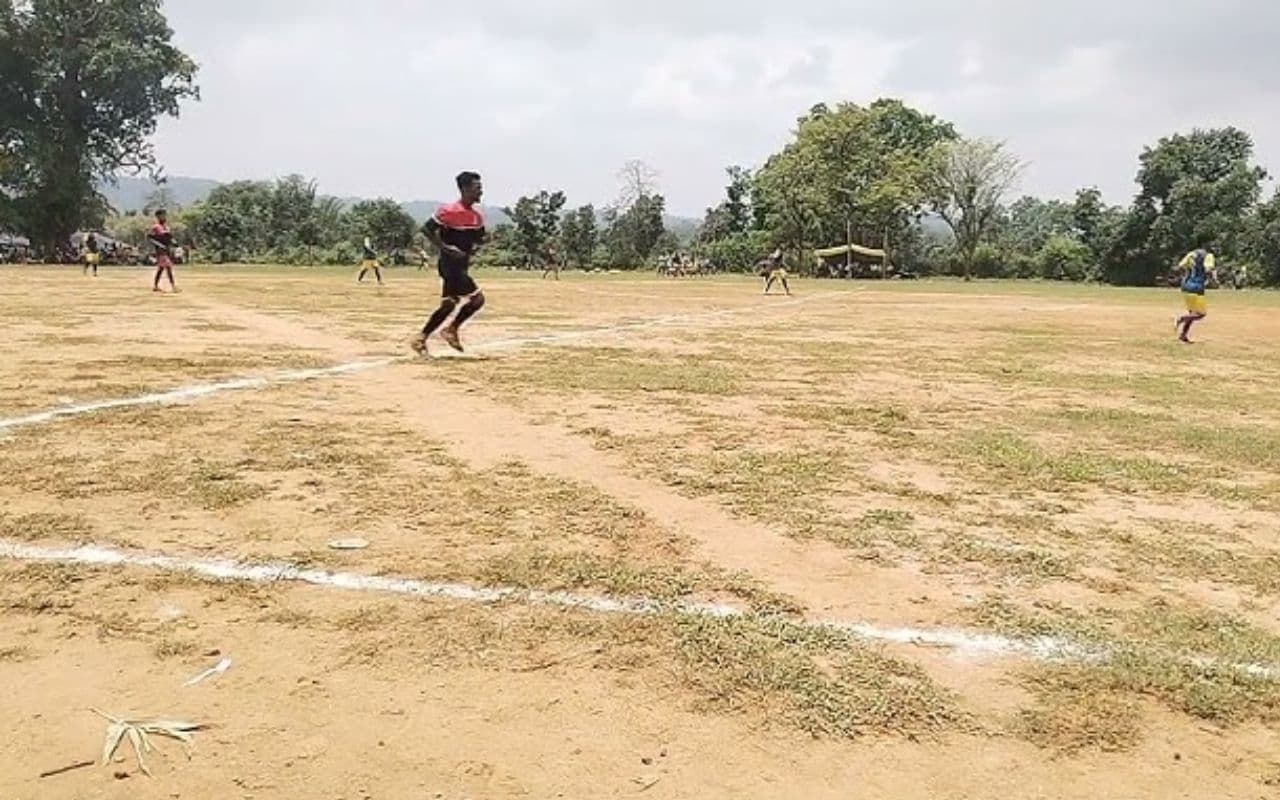 Nitish Kumar Gift : 2700 लाख से बनेंगे गया में खेल मैदान, भर्ती अभ्यास के लिए सड़क पर दौड़ने के लिए मजबूरी खत्‍म