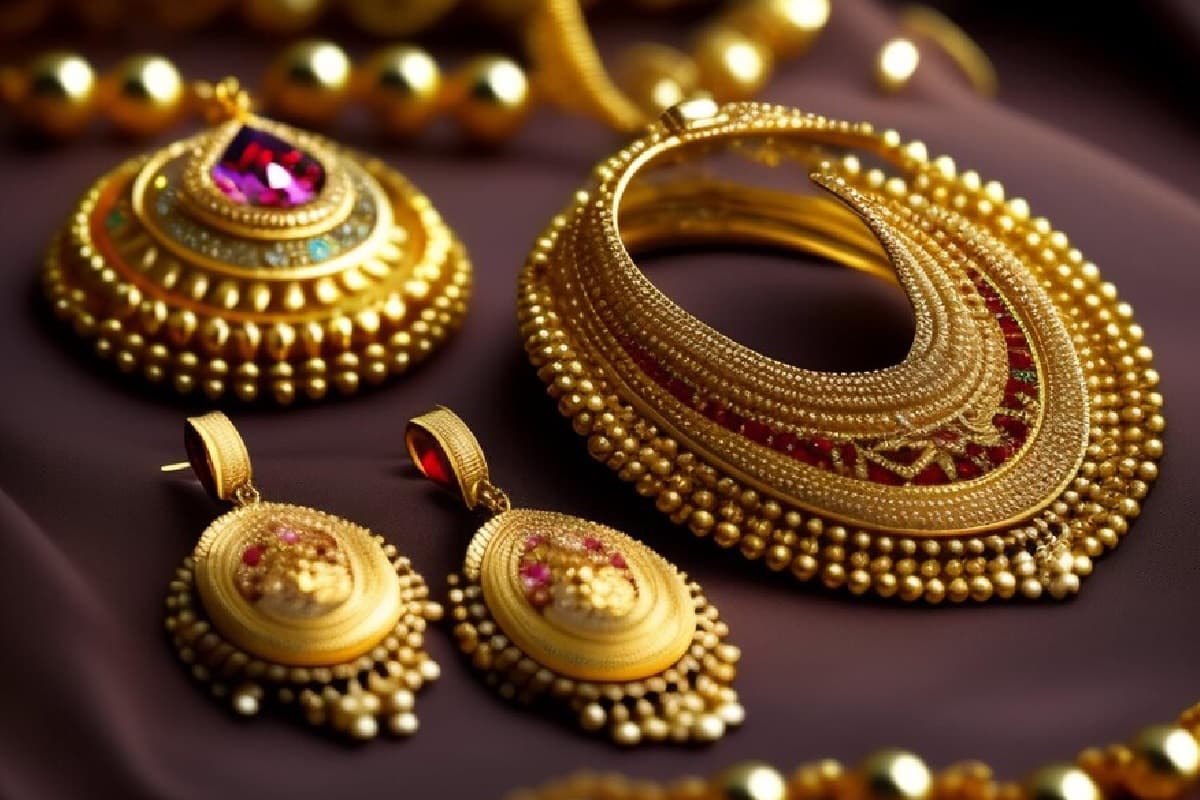 शादी-विवाह के सीजन में सोना-चांदी के भाव में बड़ा उलटफेर, जानें आज का ताजा भाव