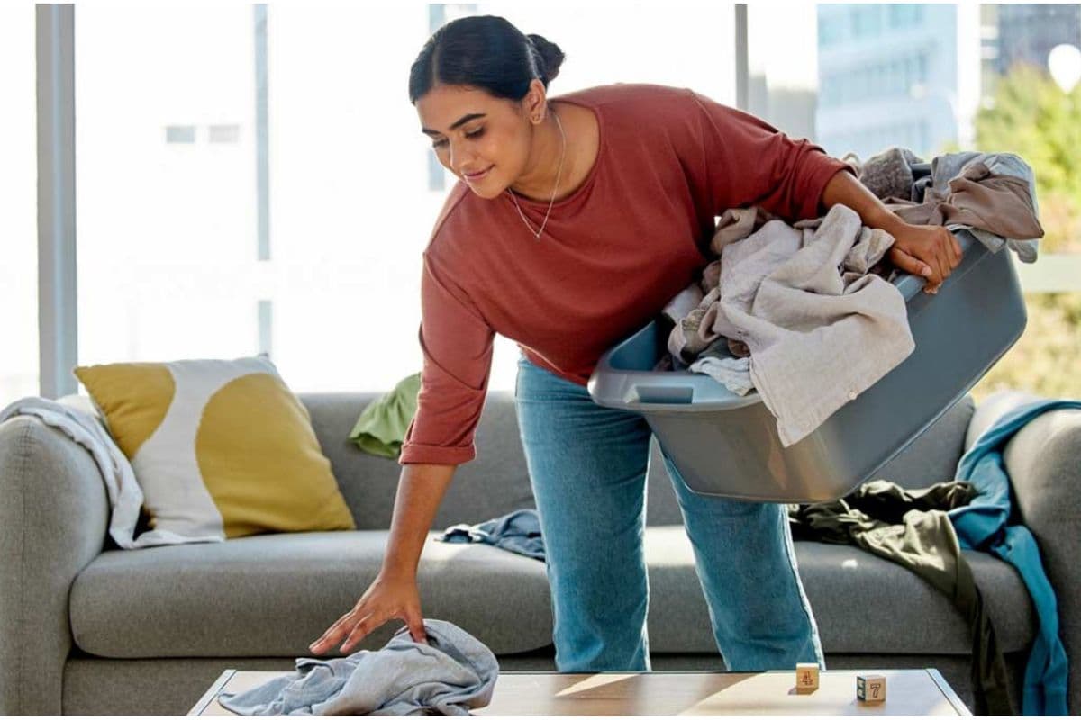 छुट्टियों में चुटकियों में करें घर की सफाई, अपनाएं ये स्मार्ट टिप्स