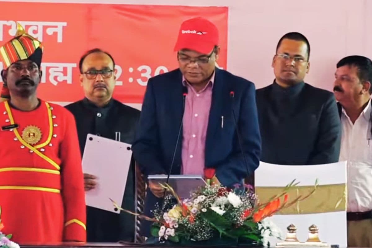 Jharkhand Cabinet Expansion: हेमंत सोरेन की टीम-11 में 6 नए चेहरे, 2 महिला को भी मिली जगह