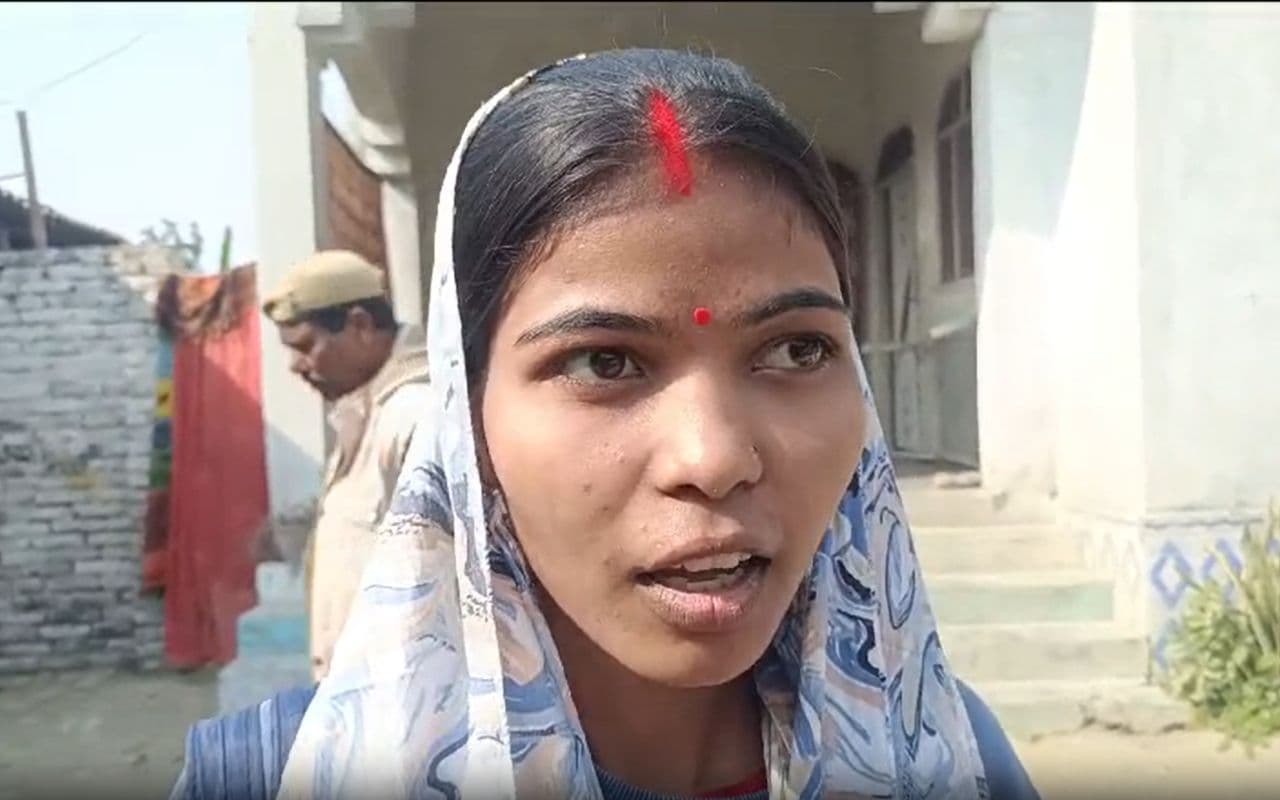 सिवान में युवती को प्रेम विवाह करना पड़ गया महंगा, ससुराल का दरवाजा बंद, फिर भी 5 दिनों से…