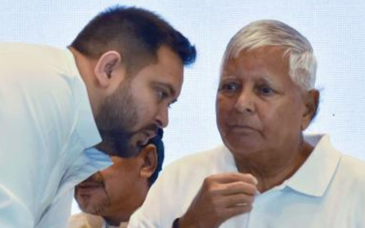 तेजस्वी यादव संभाल सकते हैं लालू यादव की विरासत, राजद की राष्ट्रीय कार्यकारिणी में होंगे कई अहम फैसले