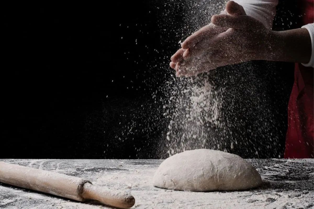 Leftover Dough : अगर आप भी फ्रिज में रखते हैं बचा हुआ आटा, तो यह आपके लिये हो सकता है हानिकारक