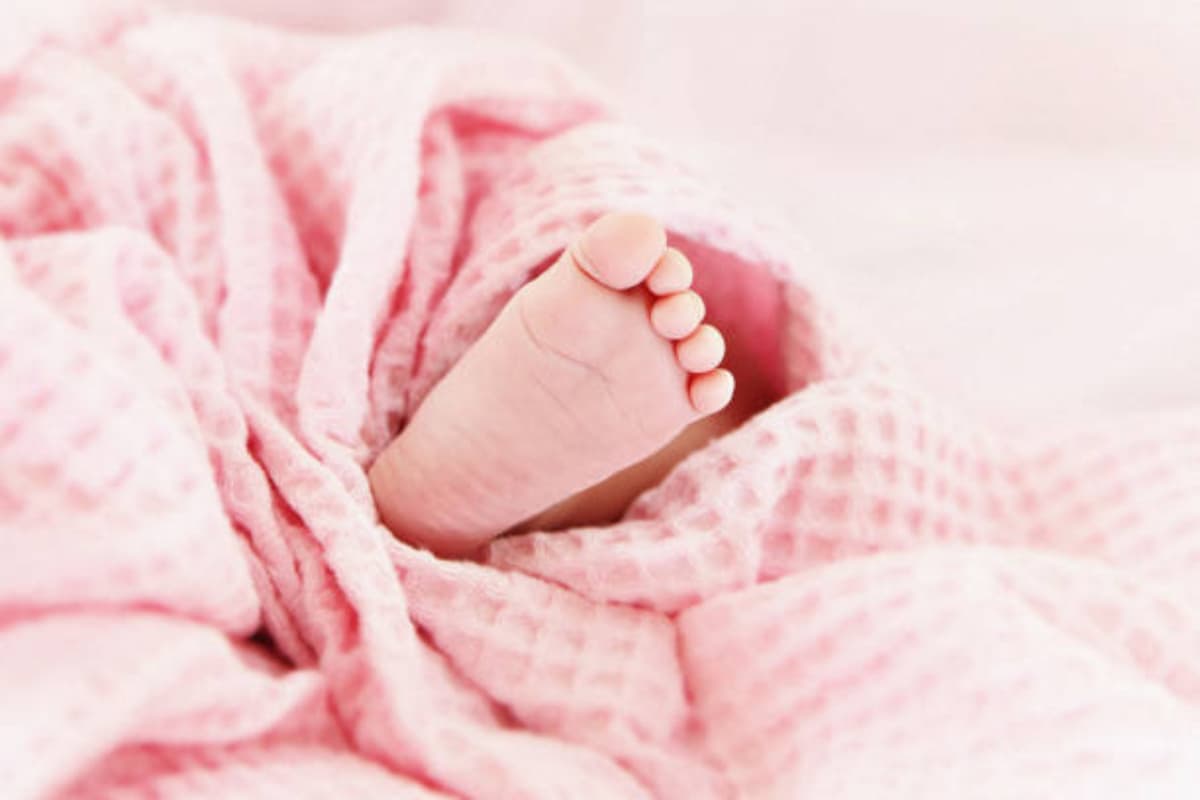 Modern Baby Names: अपने बच्चों को दें ये खूबसूरत नाम, अर्थ है बेहद खास