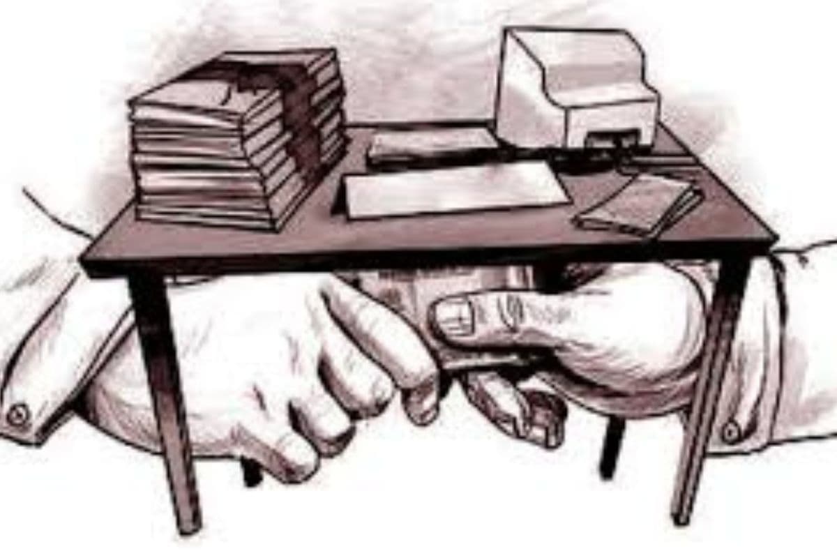 Muzaffarpur News: पंचायत सचिव ने 13 लाख रुपये गबन किए, ऐसे हुआ खुलासा