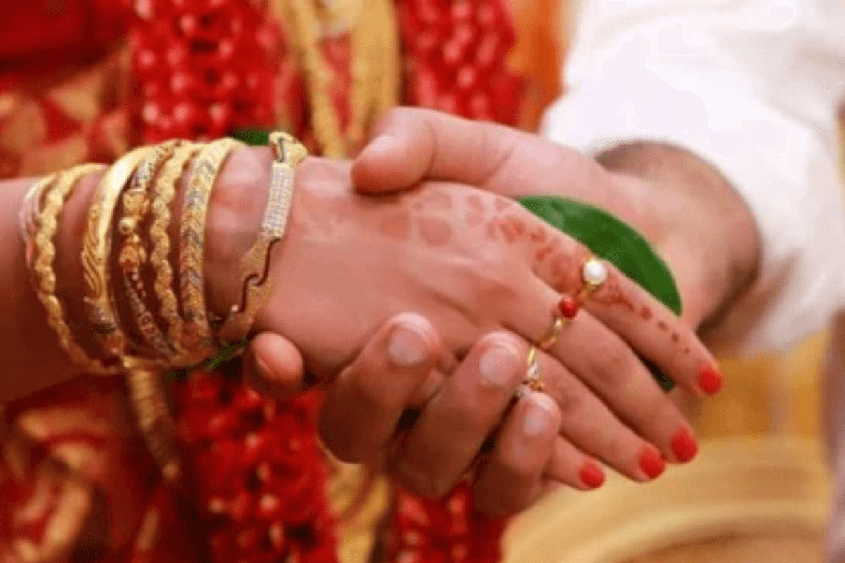 couple getting married