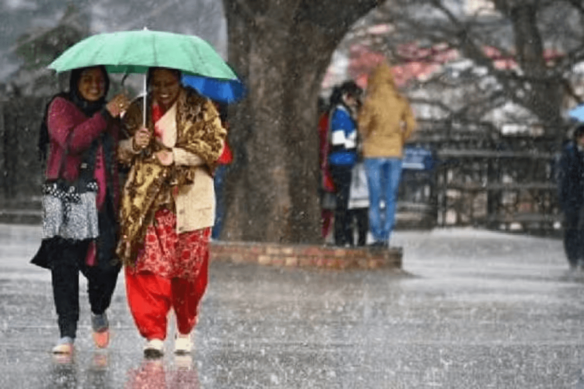 Muzaffarpur Weather: बूंदा-बांदी के साथ सुबह की शुरुआत, ठंड की रफ्तार में आई कमी, जानिए कैसा रहेगा आज का मौसम?