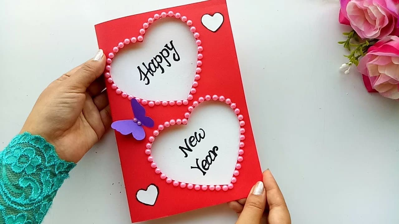 New Year Shayari for Greeting Card: 2025 का करें वेलकम ये सुंदर शायरीयों से, खास लोगों को भेजें शायरी से भरे ग्रीटिंग कार्ड