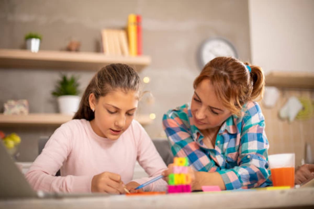 Parenting Tips: पेरेंट्स इस वक्त जरूर करें बच्चों का सपोर्ट, नहीं तो होगी बड़ी परेशानी
