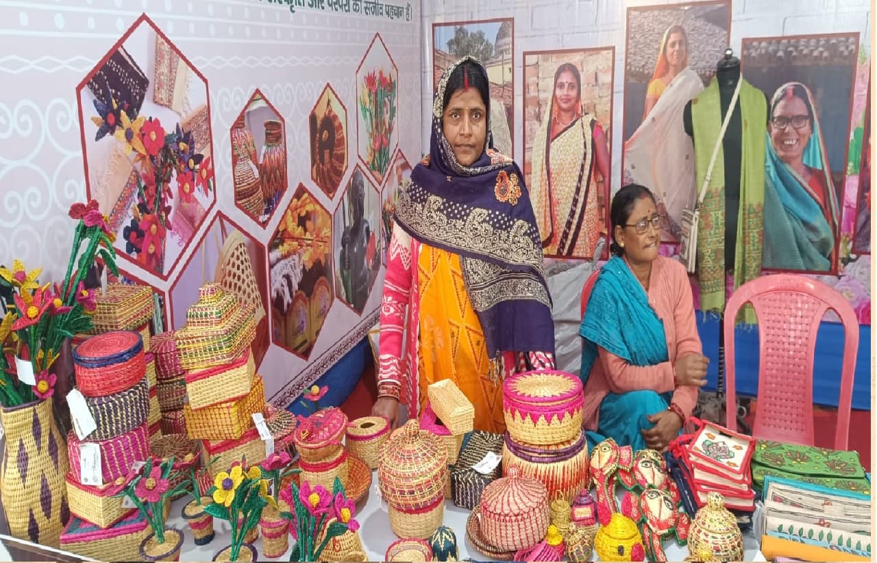 Patna News: हस्तशिल्पों से सजा सरस मेला, गांधी मैदान के इस गेट से होगा नि:शुल्क एंट्री