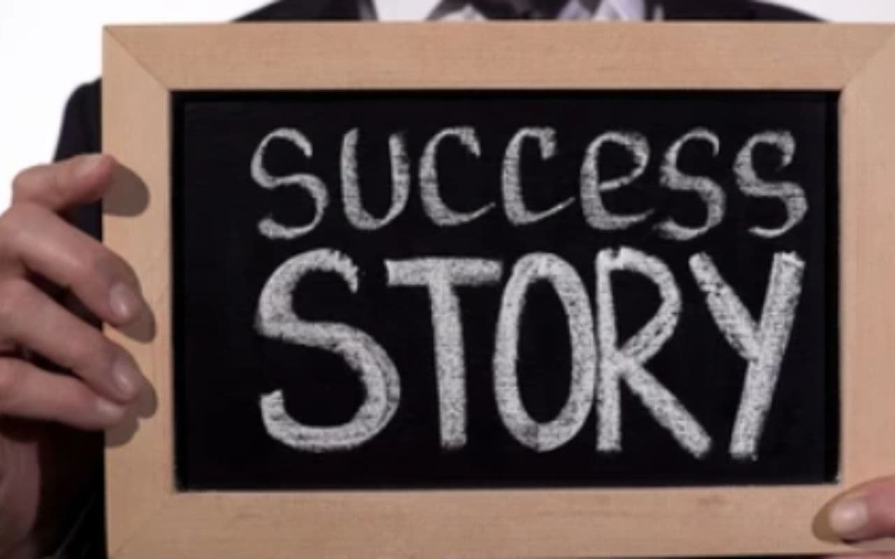 Success Story : बिहार में बढ़ई के बेटे ने पास की UPSC परीक्षा, बना ISS अधिकारी, जानिए प्रेरणादायक कहानी