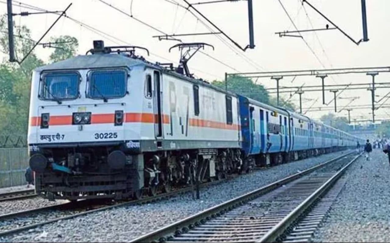 Bihar Train News devotees from Seemanchal-Mithilanchal reached Deoghar