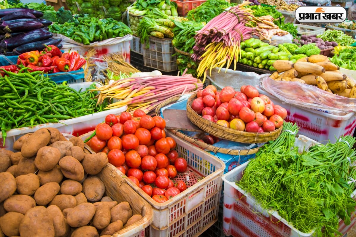 Vegetables Price: सर्दियों के आगमन के साथ सब्जियों की कीमतों में गिरावट, रसोई का बजट हल्का कर दिया है