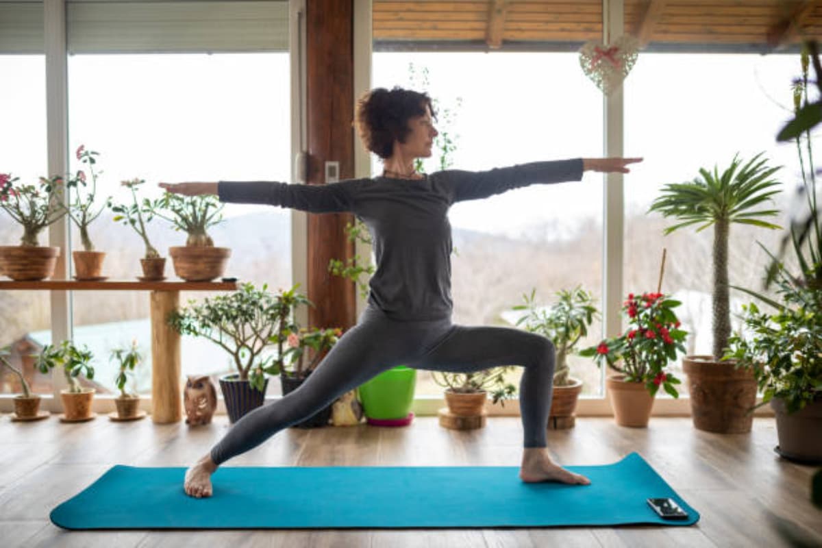 Winter Health Tips: डेली रूटीन में शामिल करें फिट रहने के ये मूलमंत्र, बीमारियां भागेंगी कोसों दूर